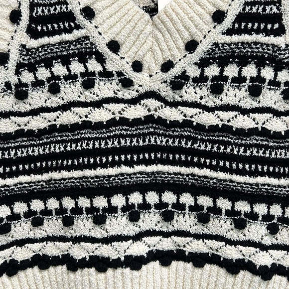 PILCRO ANTHROPOLGIE Black and Cream Knit Sweater Vest Size XS - Picture 15 of 15